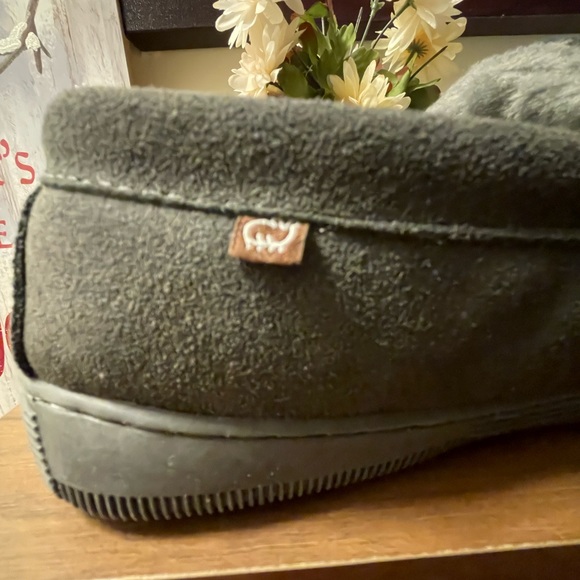 🤍LAMO- Super Flush Slipper, Unisex, Size 10(M), 12(W), NWOT - Picture 3 of 5